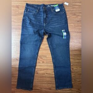 NWT George Straight Dark Wash
